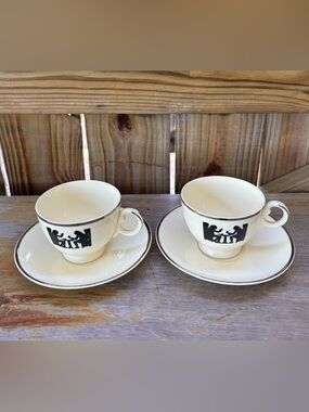 Vintage Taylor Smith & Taylor China USA Silhouette Pattern 2 Tea Cups 2 Saucers